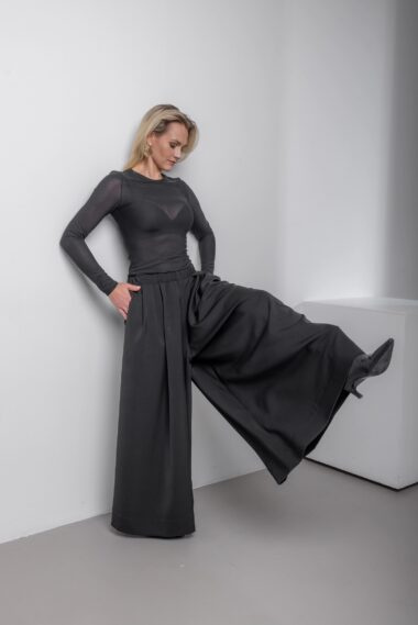 Ekstra platas, plūstoša krituma bikses